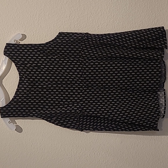 Torrid Black and White Patterned Women's Top Size 2 (2X) - Picture 5 of 8